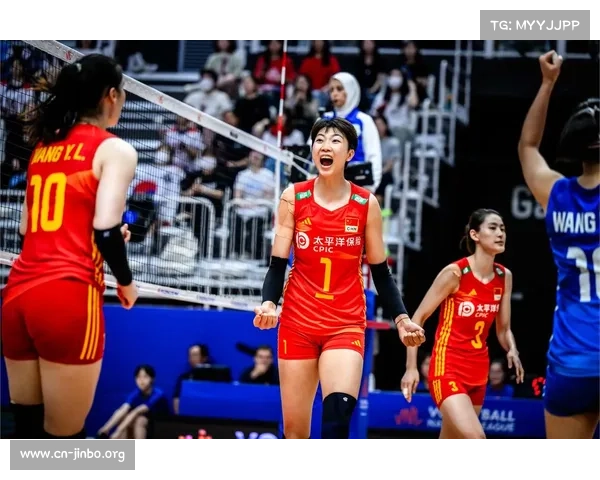 中国女排提前锁定胜局晋级形势大好全队士气高涨展现强大实力