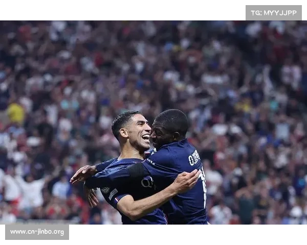 巴黎圣日耳曼转会风波持续发酵 球迷热议纷纷讨论球员动向