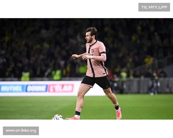 法甲豪门突发激战引爆球迷热议 各方观点纷纷浮现