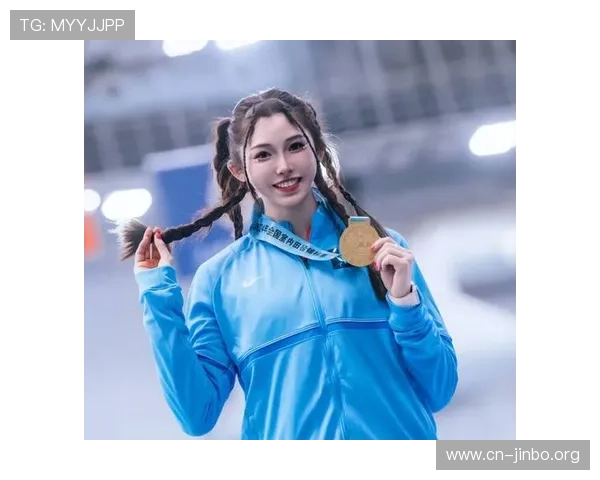 吴艳妮登顶亚洲第一放马过来展现中国速度与自信拼搏风采光芒绽放 吴艳妮登顶亚洲第一放马过来展现中国速度与自信拼搏风采光芒绽放