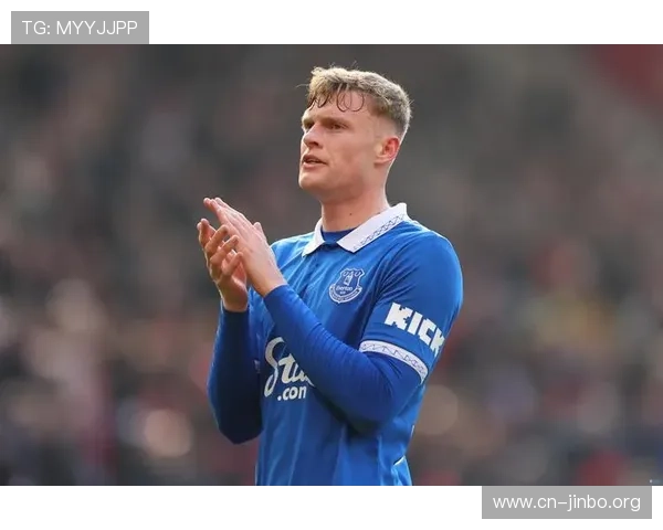 布雷默重伤后重返训练场积极备战为今夏世俱杯出战重新点燃的希望 布雷默重伤后重返训练场积极备战为今夏世俱杯出战重新点燃的希望