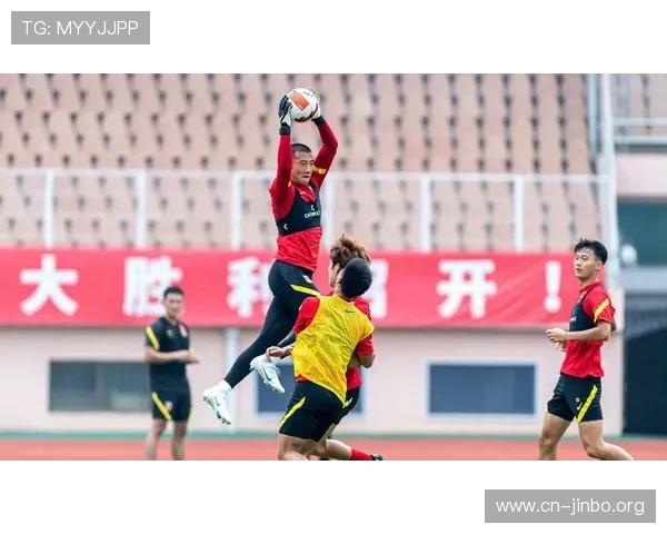 徐正源是否适合执教国足潘伟力称优点明显但国家队战术难落地