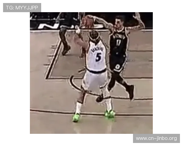 赛后采访揭露踩线暴扣惊艳全场 裁判都为之震惊