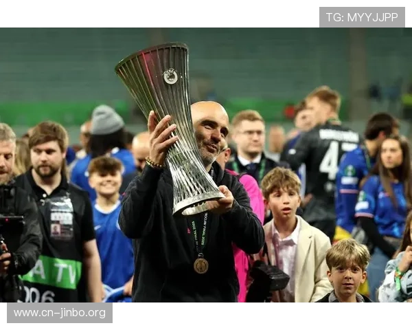 马雷斯卡誓言全力争取欧冠资格直面伤病困扰导致球队状态明显下滑